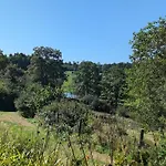 Paisible Avec Jardin Et Possibilite D'animaux A - Fr-1-589-814 Gruey-les-Surance
