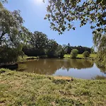 Dom wakacyjny Paisible Avec Jardin Et Possibilite D'animaux A - Fr-1-589-814 *