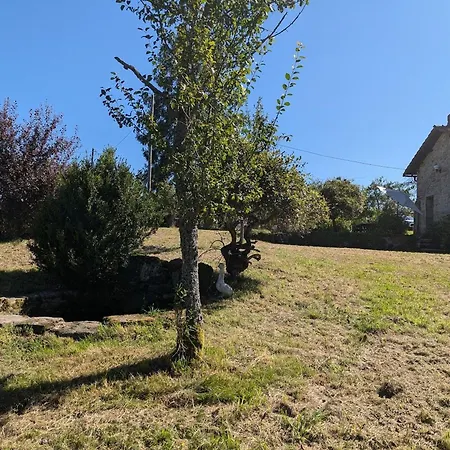 Paisible Avec Jardin Et Possibilite D'animaux A - Fr-1-589-814 Gruey-les-Surance