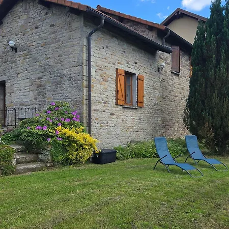 Paisible Avec Jardin Et Possibilité D'animaux à Gruey-lès-surance - Fr-1-589-814 *